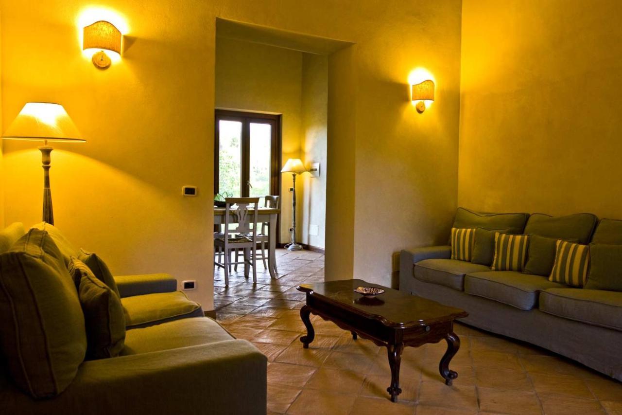 Agriturismo Borgo Serafino Mangone  Eksteriør bilde